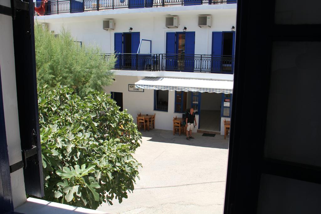 Hotel Stavris Khóra Sfakíon Esterno foto