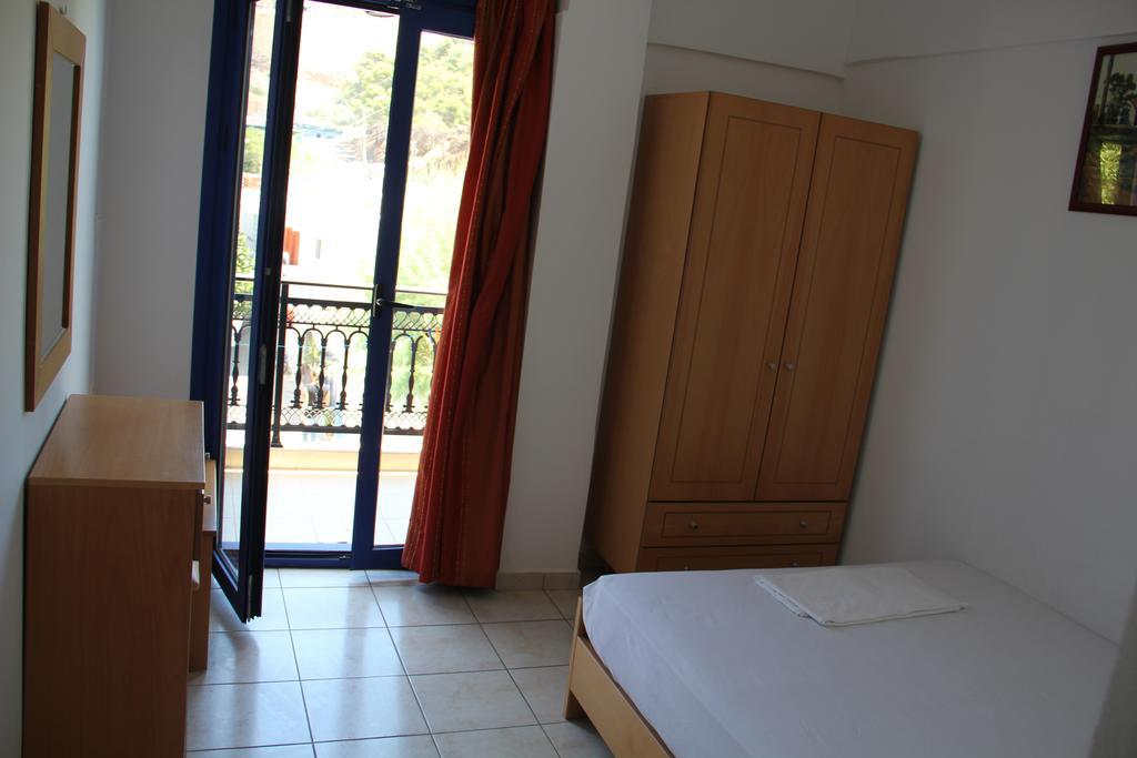 Hotel Stavris Khóra Sfakíon Esterno foto