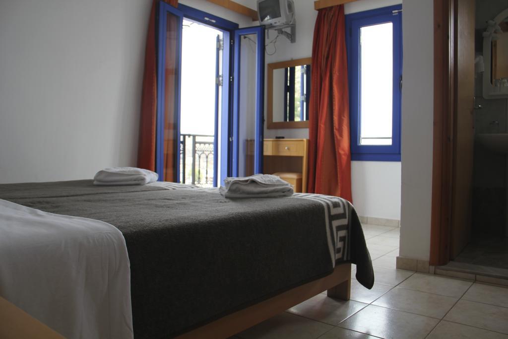 Hotel Stavris Khóra Sfakíon Esterno foto