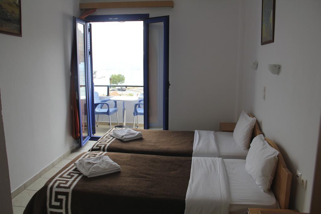 Hotel Stavris Khóra Sfakíon Esterno foto
