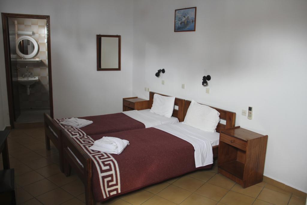 Hotel Stavris Khóra Sfakíon Esterno foto